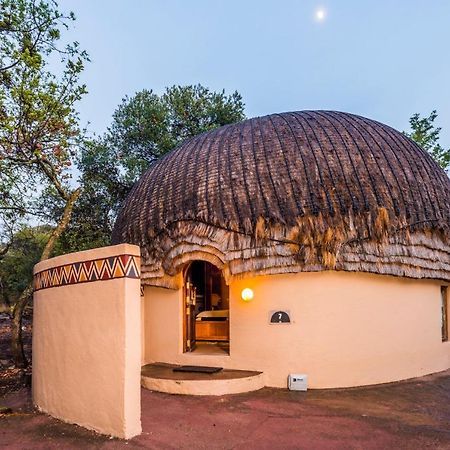 Aha Lesedi African Lodge & Cultural Village Broederstroom Exteriér fotografie