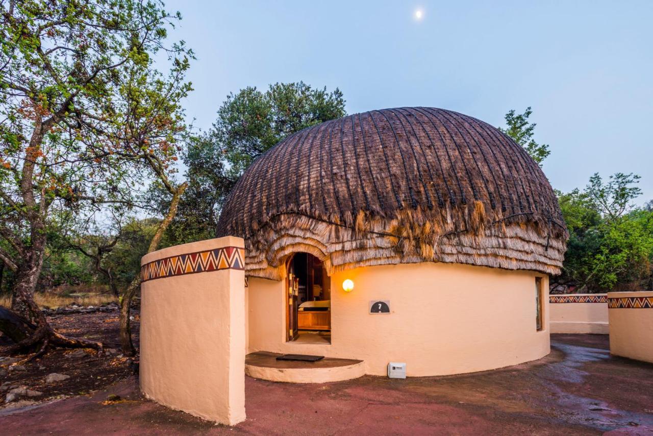 Aha Lesedi African Lodge & Cultural Village Broederstroom Exteriér fotografie