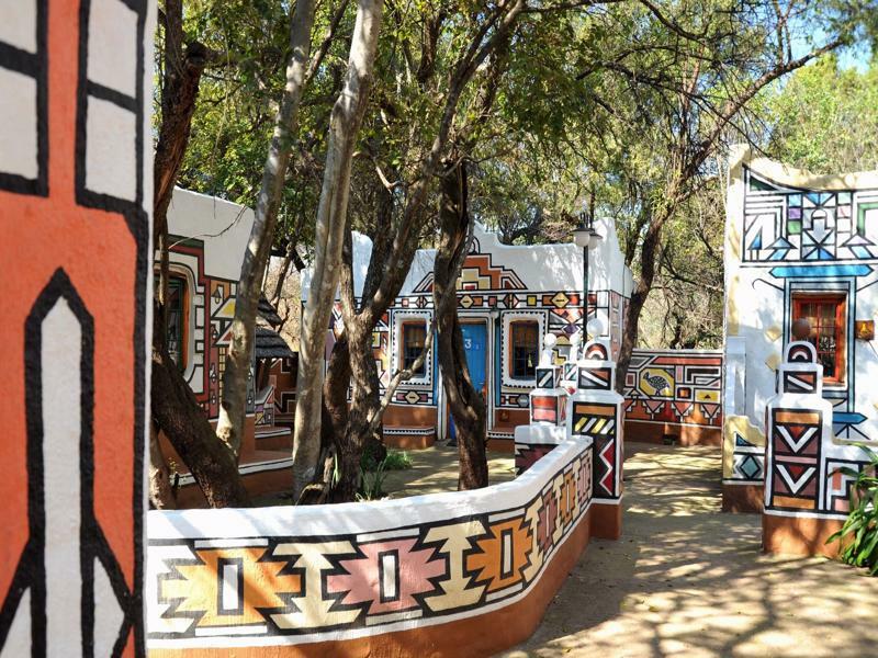 Aha Lesedi African Lodge & Cultural Village Broederstroom Exteriér fotografie