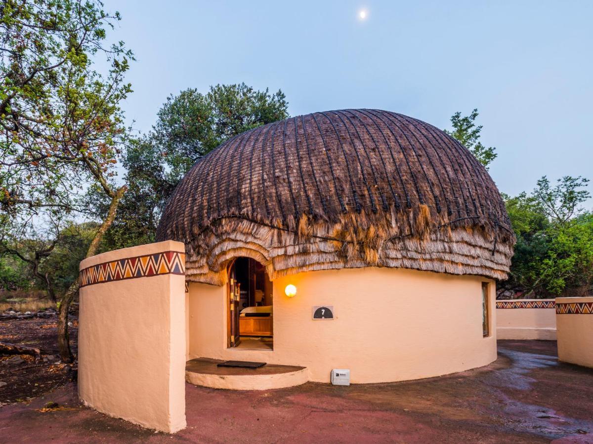 Aha Lesedi African Lodge & Cultural Village Broederstroom Exteriér fotografie