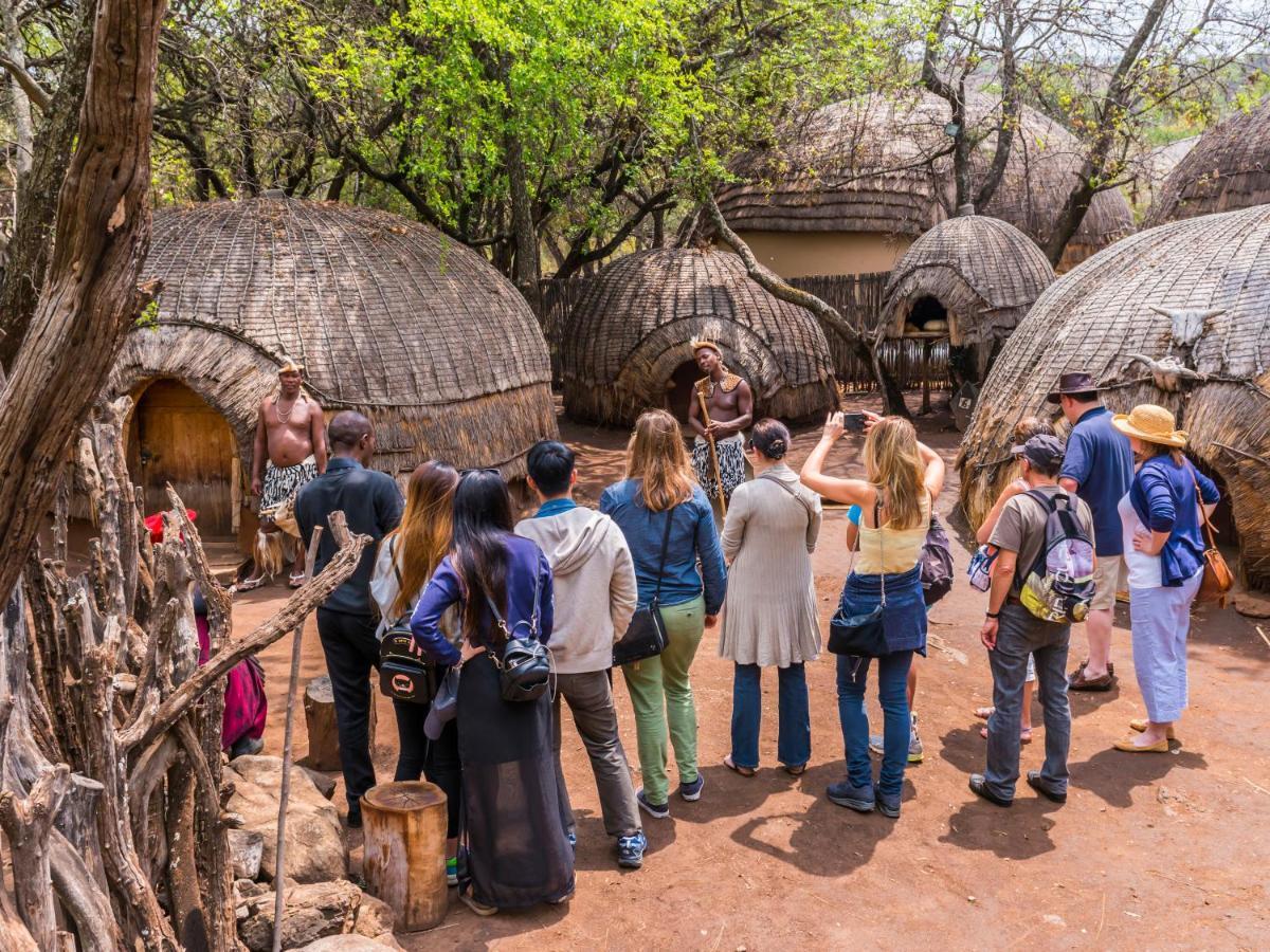 Aha Lesedi African Lodge & Cultural Village Broederstroom Exteriér fotografie