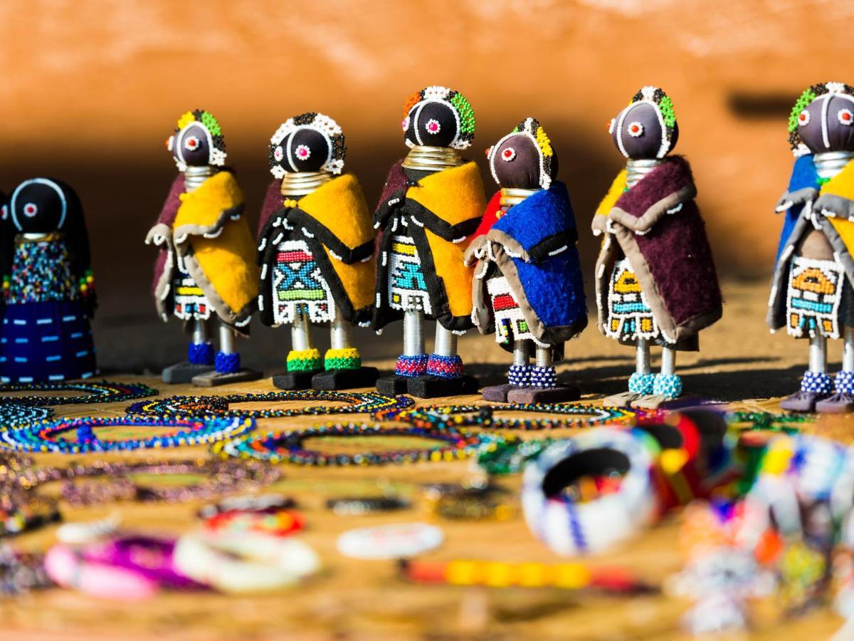 Aha Lesedi African Lodge & Cultural Village Broederstroom Exteriér fotografie