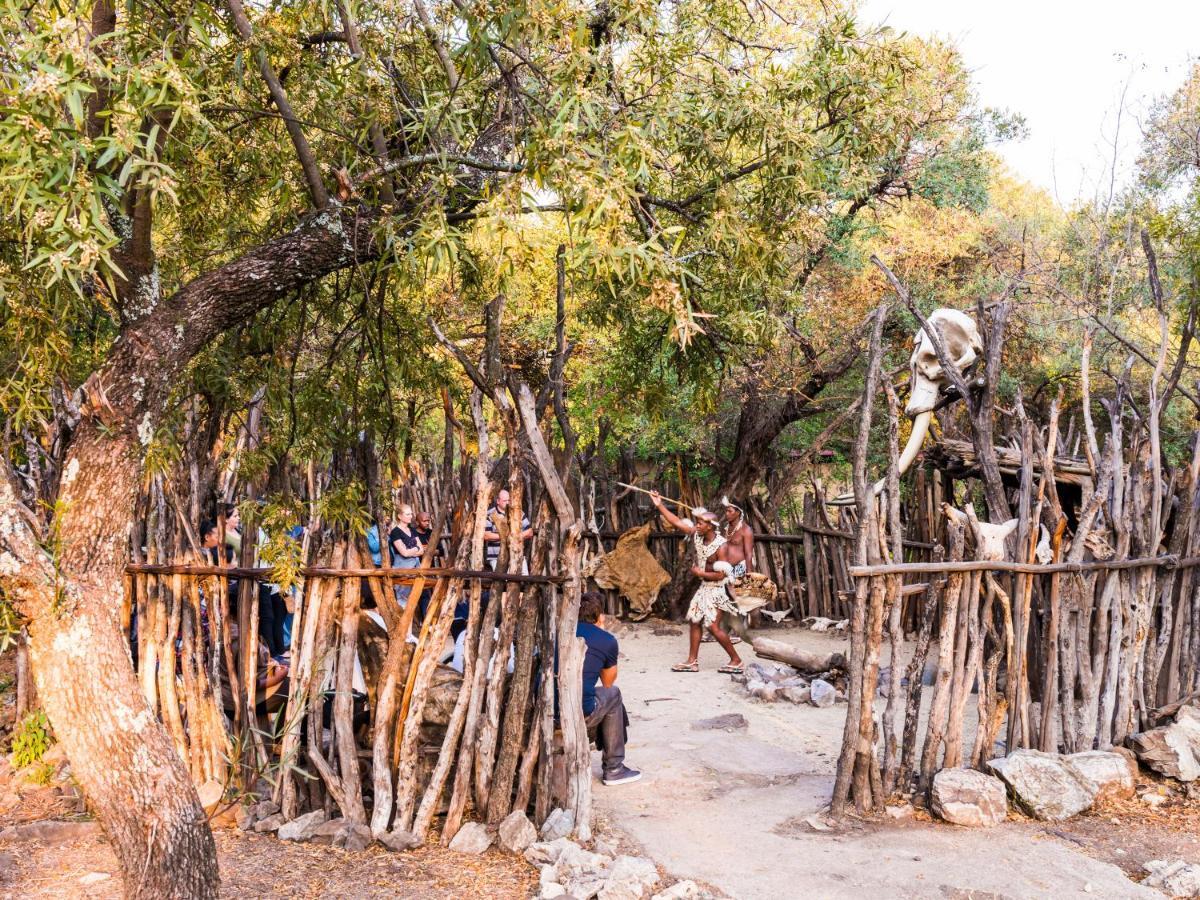 Aha Lesedi African Lodge & Cultural Village Broederstroom Exteriér fotografie