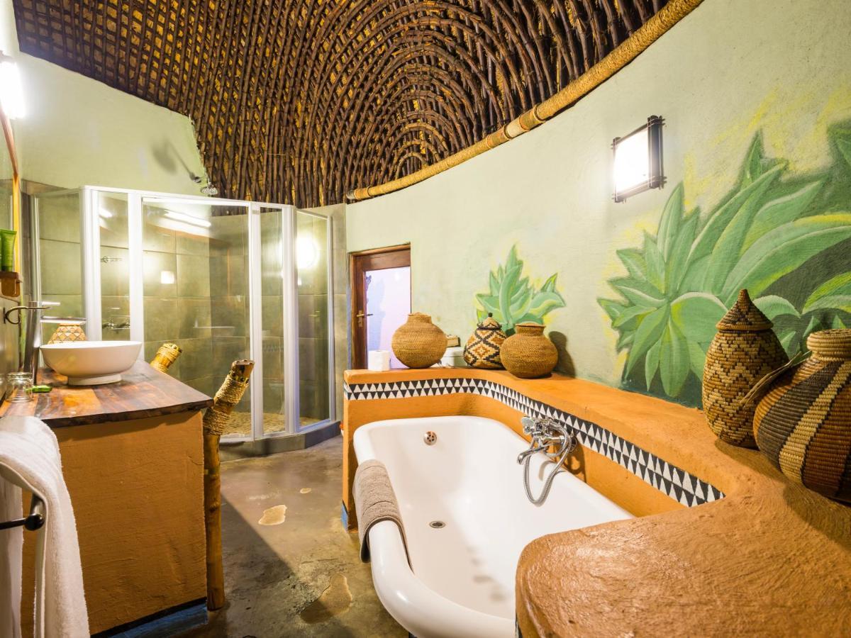 Aha Lesedi African Lodge & Cultural Village Broederstroom Exteriér fotografie