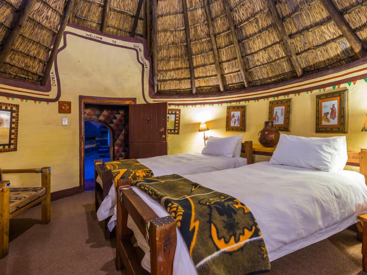 Aha Lesedi African Lodge & Cultural Village Broederstroom Exteriér fotografie
