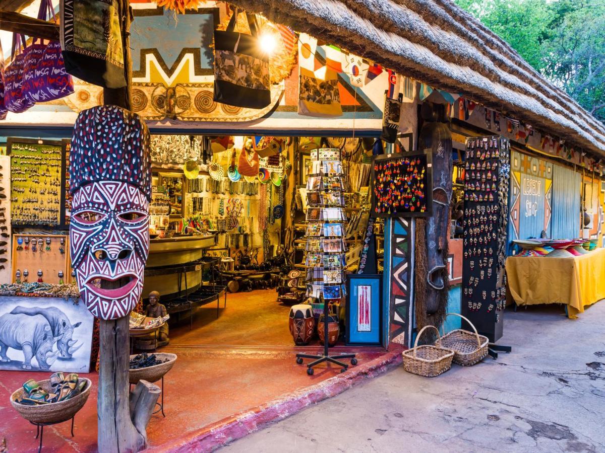 Aha Lesedi African Lodge & Cultural Village Broederstroom Exteriér fotografie