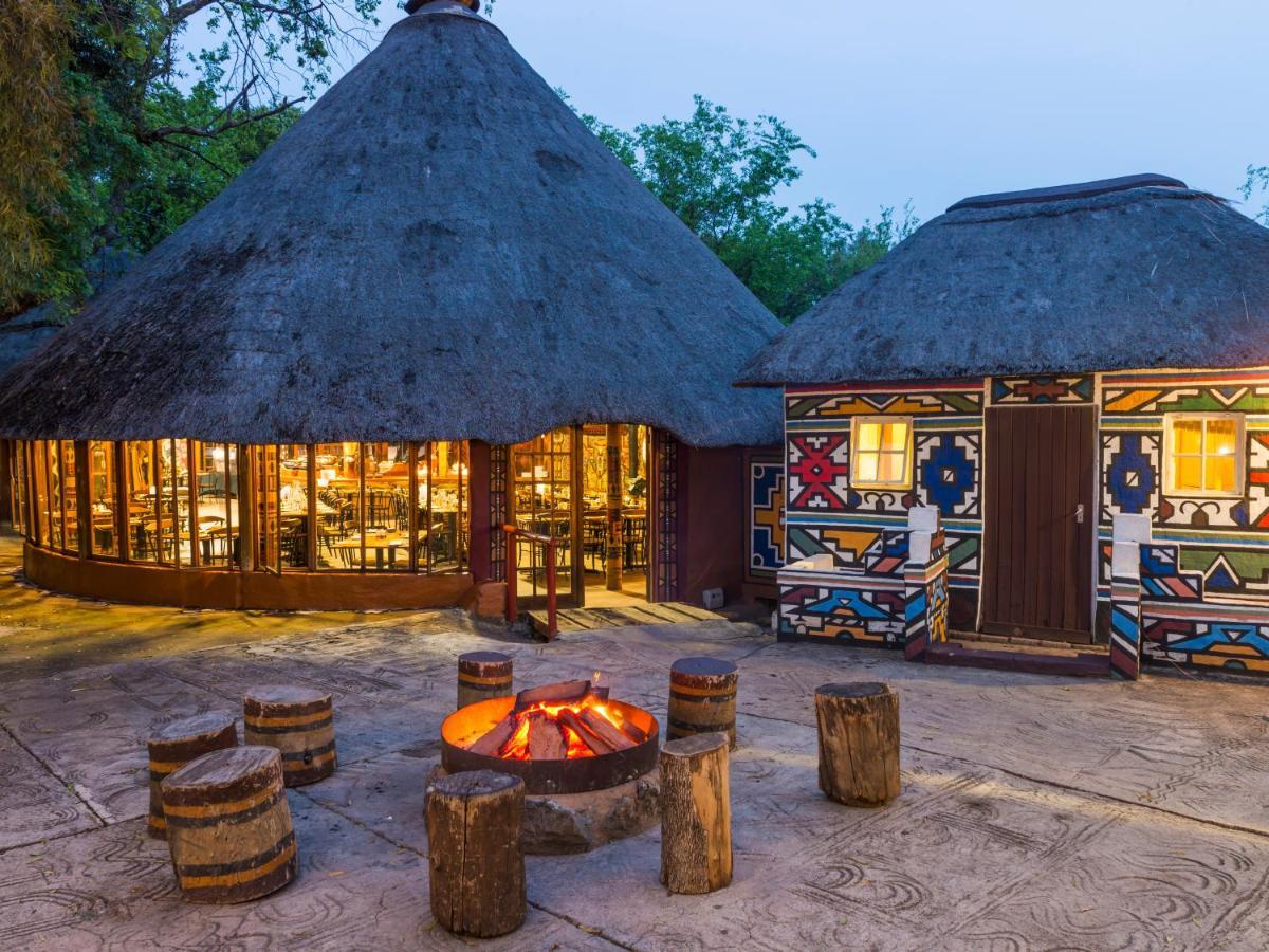 Aha Lesedi African Lodge & Cultural Village Broederstroom Exteriér fotografie