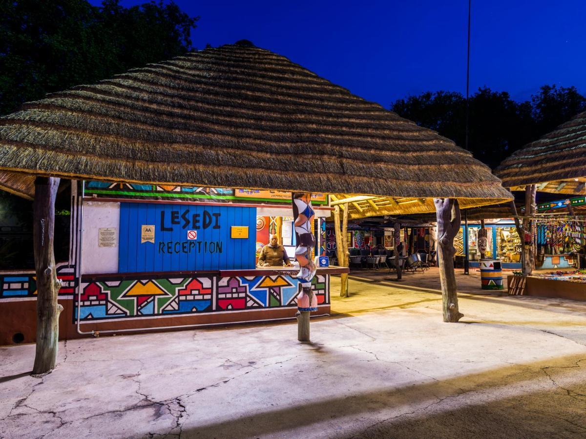 Aha Lesedi African Lodge & Cultural Village Broederstroom Exteriér fotografie