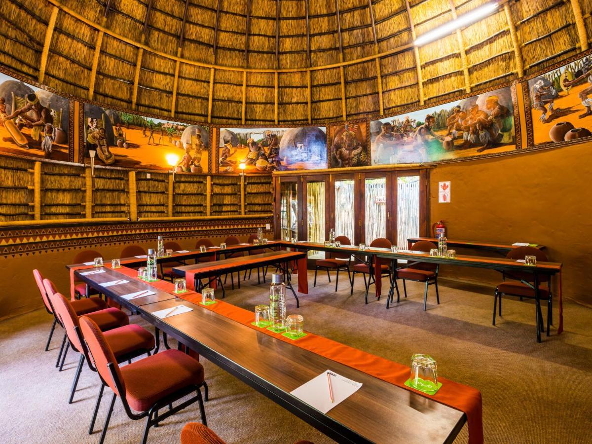 Aha Lesedi African Lodge & Cultural Village Broederstroom Exteriér fotografie