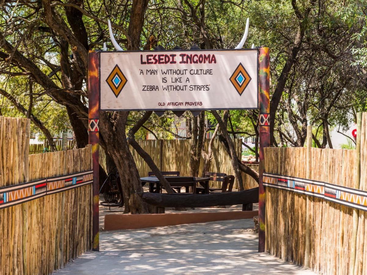 Aha Lesedi African Lodge & Cultural Village Broederstroom Exteriér fotografie
