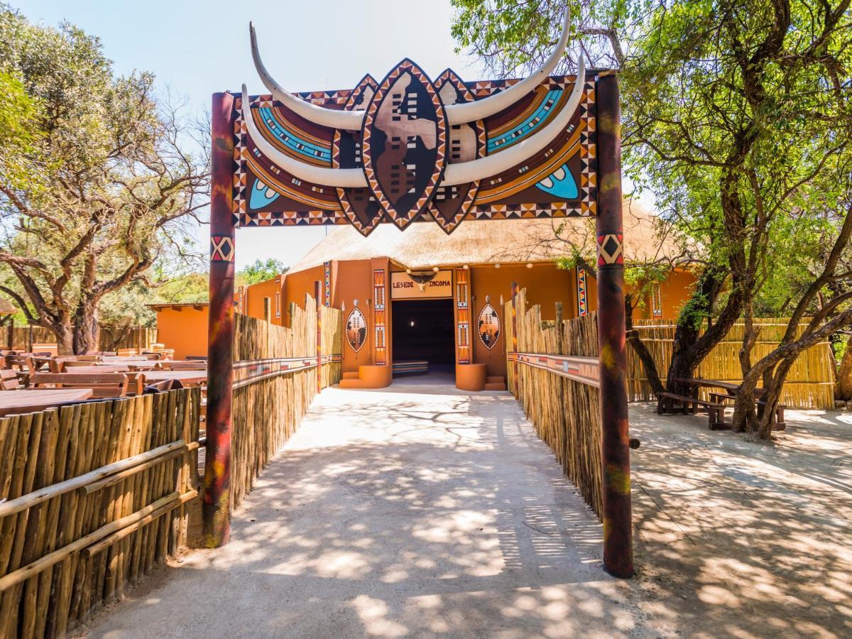 Aha Lesedi African Lodge & Cultural Village Broederstroom Exteriér fotografie